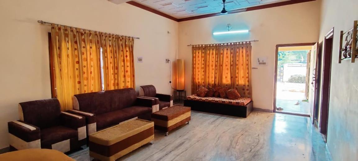 Sangeeta'S Homestay Jagdalpur Zewnętrze zdjęcie